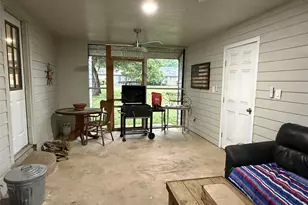 25 Ridge Top Dr, Huntsville, TX 77320 - Photo 16