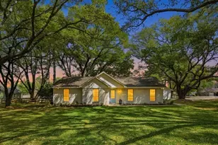 18902 Misty Ln, Tomball, TX 77377 - Photo 1