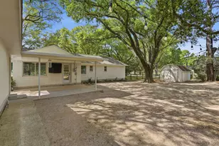 18902 Misty Ln, Tomball, TX 77377 - Photo 36