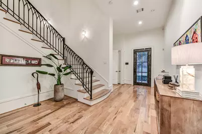 2205 Goldsmith Street, Houston, TX 77030 - Photo 2