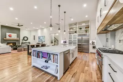 2205 Goldsmith Street, Houston, TX 77030 - Photo 6