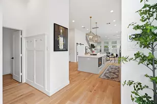 510 E 28th St, Houston, TX 77008 - Photo 4