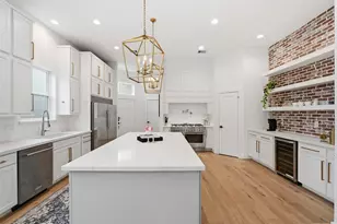 510 E 28th St, Houston, TX 77008 - Photo 1