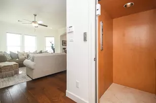 7 Little Torch, Hitchcock, TX 77563 - Photo 16