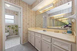 5918 Lodge Creek Dr, Houston, TX 77066 - Photo 36