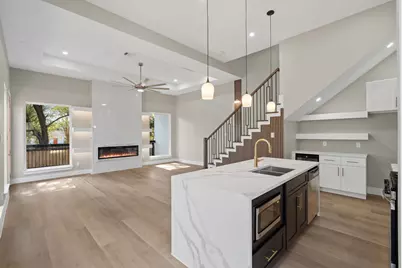 4931 Rue Street, Houston, TX 77033 - Photo 2