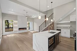 4931 Rue St, Houston, TX 77033 - Photo 2