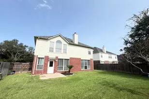 1806 Rockwall Ct, Sugar Land, TX 77479 - Photo 32