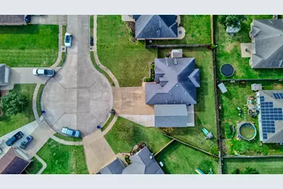 111 Goldfinch Court, Richwood, TX 77566 - Photo 32