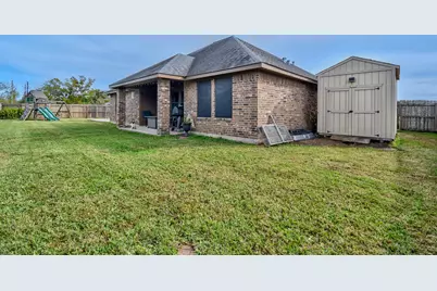 111 Goldfinch Court, Richwood, TX 77566 - Photo 30