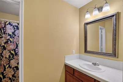 18206 Kings Row, Houston, TX 77058 - Photo 30