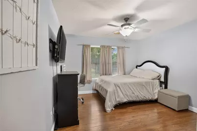 18206 Kings Row, Houston, TX 77058 - Photo 28