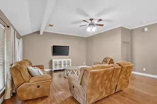 18206 Kings Row, Houston, TX 77058 - Photo 18