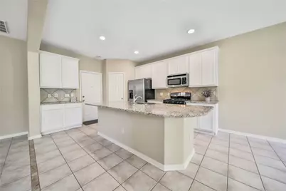 111 W Burberry Circle, Conroe, TX 77384 - Photo 8