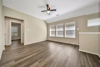 111 W Burberry Circle, Conroe, TX 77384 - Photo 18