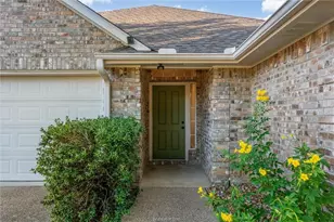 1315 Wilshire Ct, College Station, TX 77845 - Photo 2