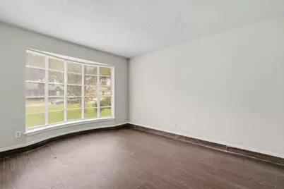 11307 Whittingham Lane, Houston, TX 77099 - Photo 8