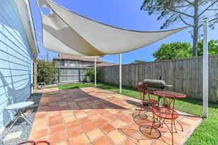 818 11th St, Galveston, TX 77550 - Photo 22