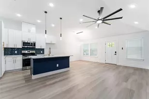 9406 Sandra St, Houston, TX 77016 - Photo 10