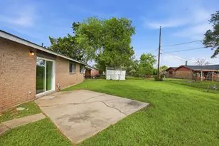 3919 Rosebud Dr, Houston, TX 77053 - Photo 28