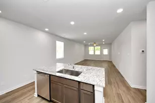 25964 Liberation Rd, Cleveland, TX 77328 - Photo 8