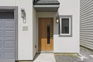 1422 W 34th 1/2 St, Houston, TX 77018 - Photo 2