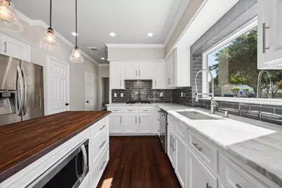 2209 Summer Reef Drive, League City, TX 77573 - Photo 12