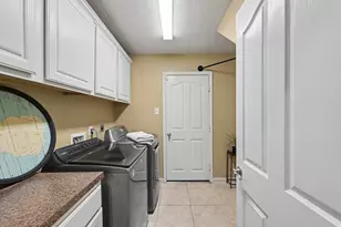 101 Woodmont Dr, Conroe, TX 77356 - Photo 18