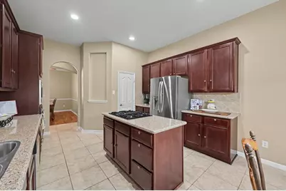 101 Woodmont Drive, Conroe, TX 77356 - Photo 10