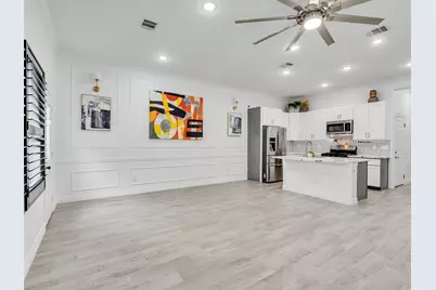 7923 Bonaire Street, Houston, TX 77028 - Photo 12