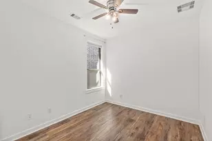 13105 Sapphire Lake Ln, Texas City, TX 77568 - Photo 24