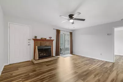 18617 Egret Bay Boulevard #1107, Webster, TX 77058 - Photo 6
