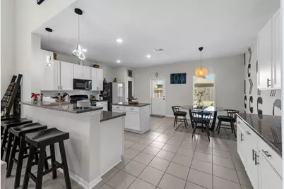 10502 Watershed Drive, Rosharon, TX 77583 - Photo 8