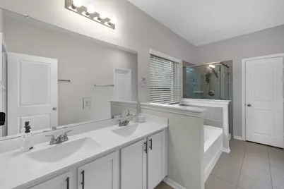 10502 Watershed Drive, Rosharon, TX 77583 - Photo 14