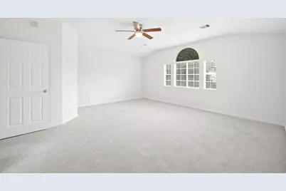 8306 Littlehip Hawthorn Drive, Baytown, TX 77523 - Photo 22