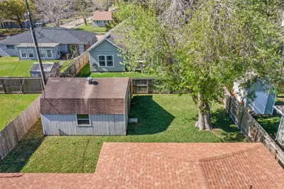 16806 David Glen Dr Drive, Friendswood, TX 77546 - Photo 20