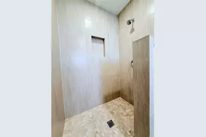 7146 Bayou Forest Drive, Houston, TX 77088 - Photo 38