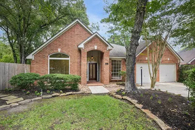 30 Skyland Place, The Woodlands, TX 77381 - Photo 1