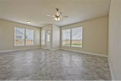 11927 Champions Forest Drive, Mont Belvieu, TX 77535 - Photo 14