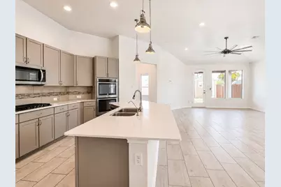 15515 Amber Manor Lane, Houston, TX 77044 - Photo 8