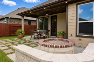15515 Amber Manor Ln, Houston, TX 77044 - Photo 1
