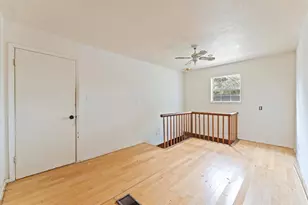 222 E Southland Ave, Alvin, TX 77511 - Photo 20