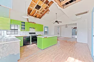 222 E Southland Ave, Alvin, TX 77511 - Photo 12