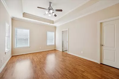 313 Regal Court, Bellville, TX 77418 - Photo 6