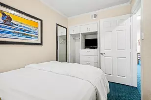 6102 Seawall Blvd, Galveston, TX 77551 - Photo 12