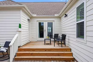 945 Dorothy St, Houston, TX 77008 - Photo 14