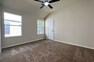 2839 Oakland Brook St, Houston, TX 77038 - Photo 12
