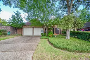 1919 Mosa Creek Ct, Houston, TX 77017 - Photo 1