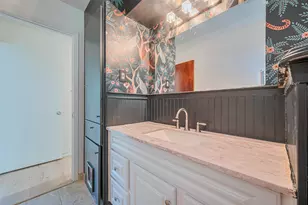 12206 Ashcroft Dr, Houston, TX 77035 - Photo 20