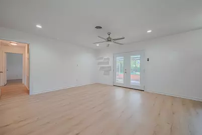 12206 Ashcroft Drive, Houston, TX 77035 - Photo 28